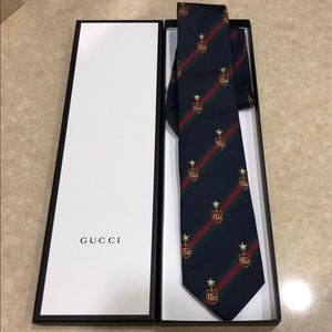 Gucci Web crest silk tie